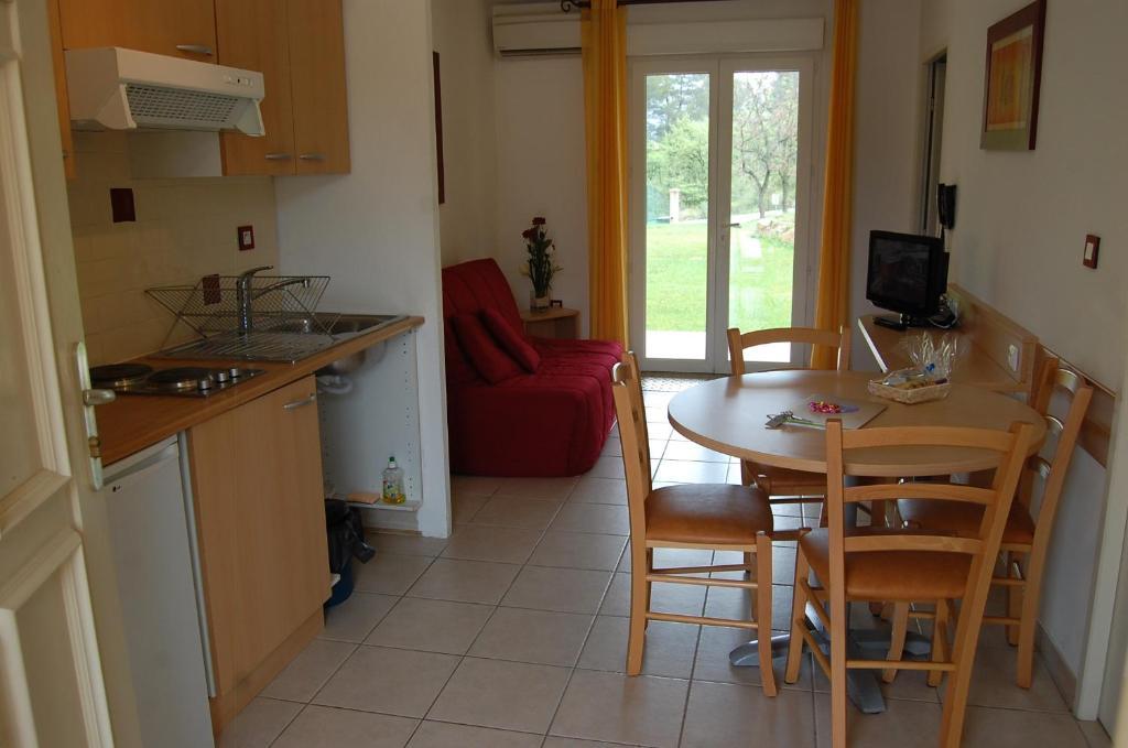 Residence Cote Sud Peypin Oda fotoğraf